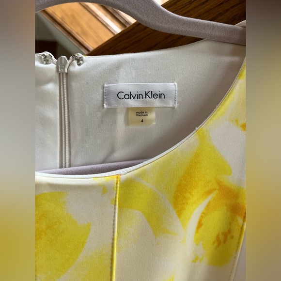 Calvin klein white/yellow dress size 4. - Picture 3 of 4